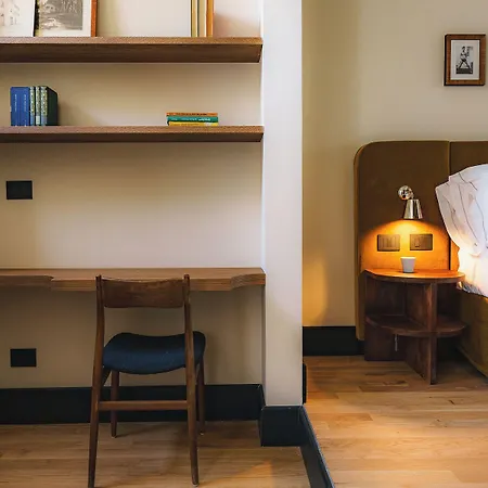 Hotel C-hotels Joy 4*